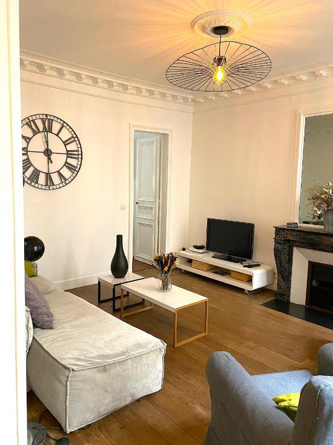 Real Parisian Apartment With 2 Bedrooms And Ac Экстерьер фото